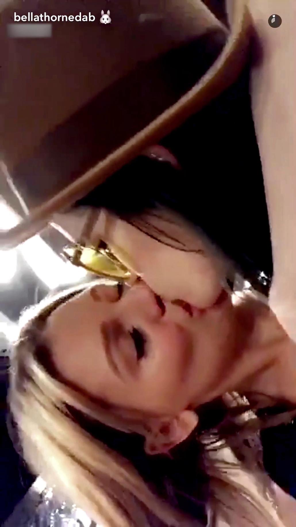 Snapchat nudes lesbian Roman porno