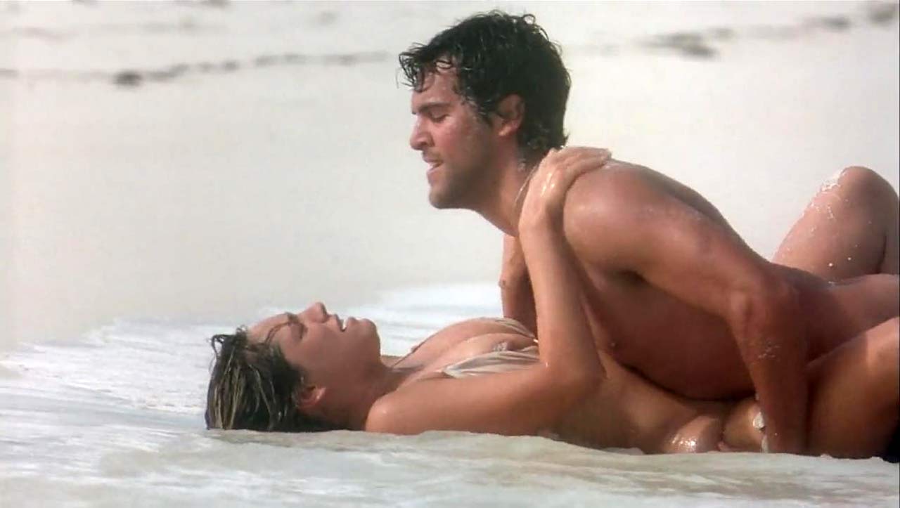 Kelly Brook Sex Scene On The Beach Scandalpost