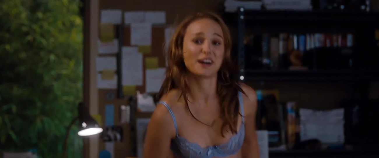 Natalie Portman Naked Ass From No Strings Attached Scandalpost