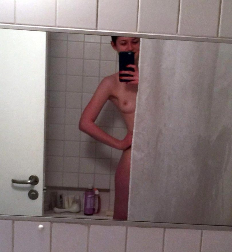 Bonnie Wright Nude Leaked Uncensored Pics Porn Scandalpost