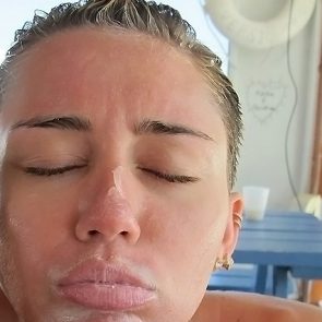 Miley Blowjob - Miley Cyrus Porn - Disney Queen Blowjob Leaked Video ...