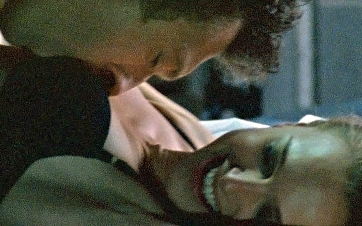 1250px x 782px - Natalie Portman Sex Scene In Black Swan - ScandalPost
