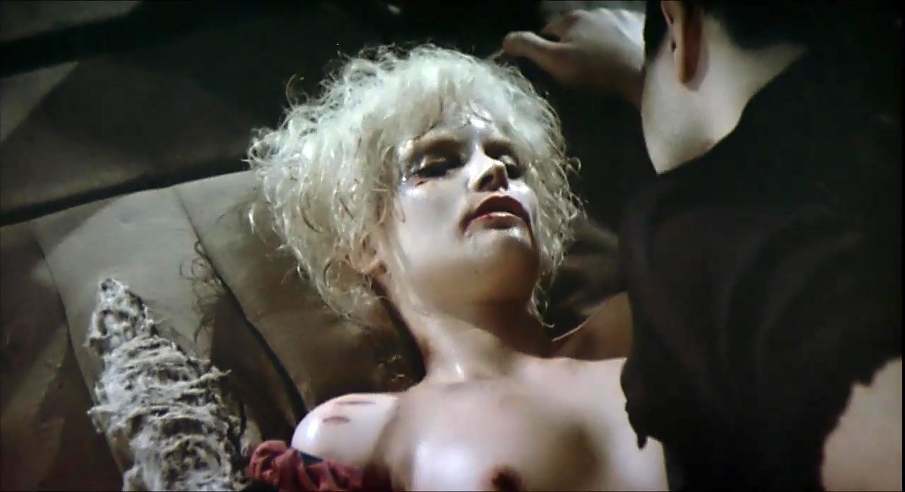 Jennifer Jason Leigh Nude Boobs From Last Exit To Brooklyn - ScandalPost.