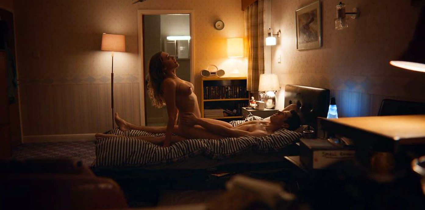 Aimee Lou Wood Nude and Sex Scenes.