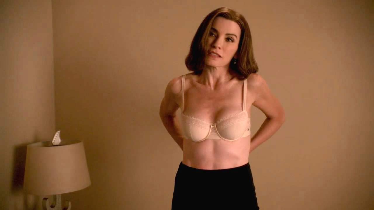 Margulies nudes julianna Julianna Margulies. 