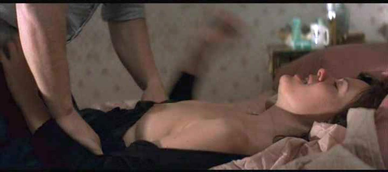 Topless sarah paulson: actress poses Sarah Paulson
