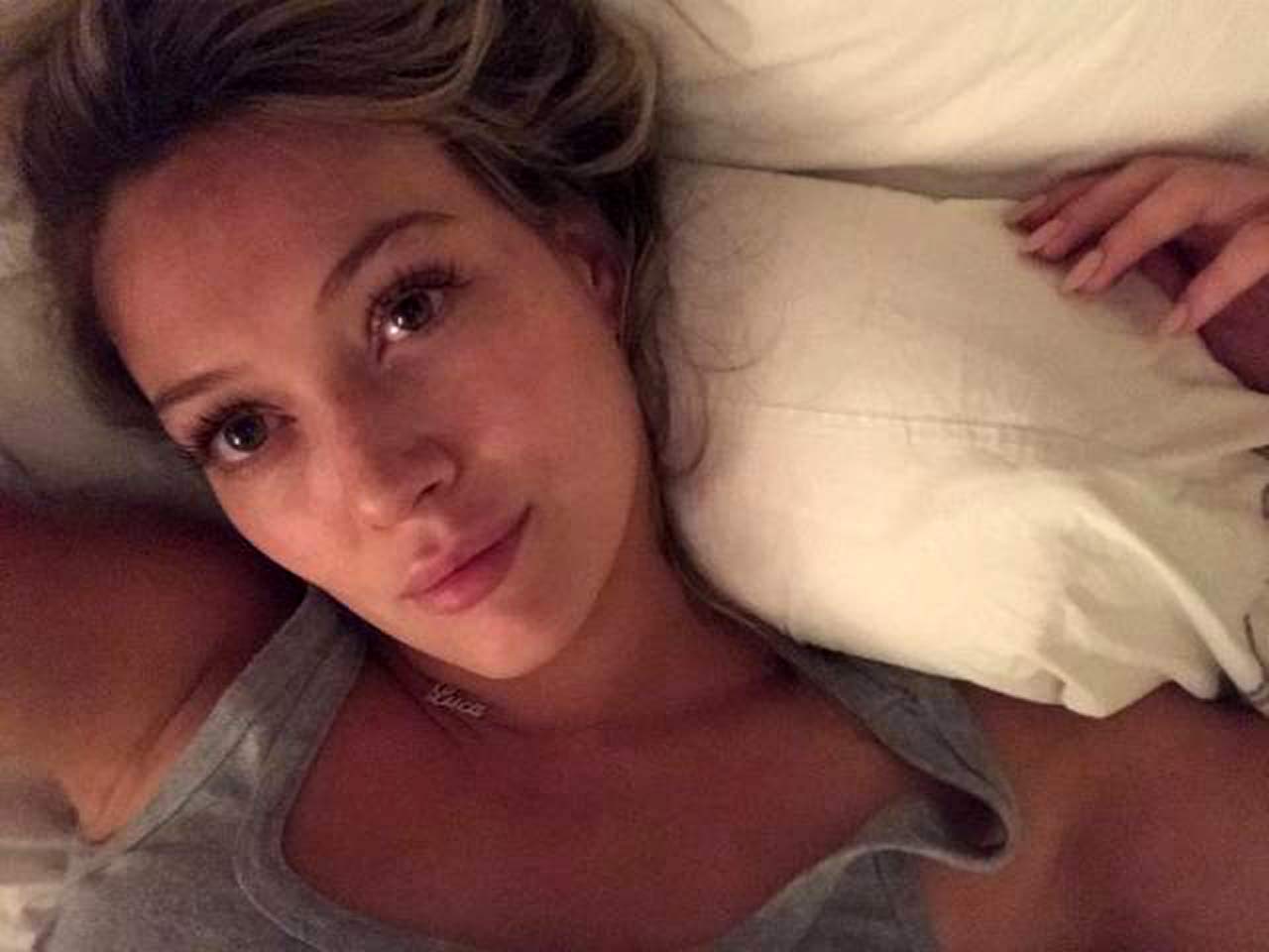 Hilary Duff Blowjob - Hilary Duff Naked Pussy on Leaked Photos - ScandalPost