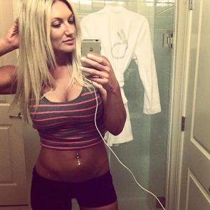 Brooke Hogan's hot selfie