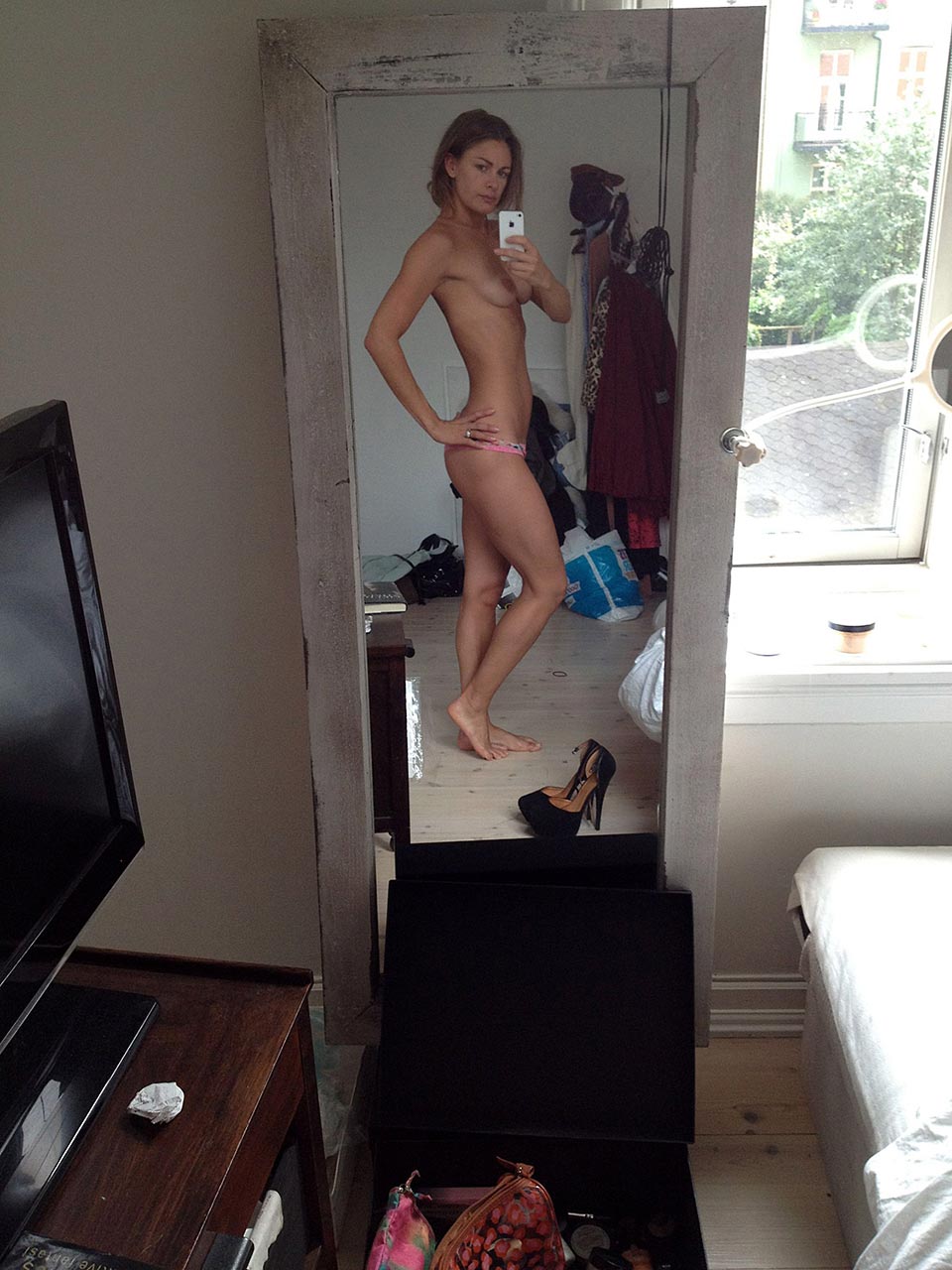 Jenny Skavlan Nude Leaked Pics.