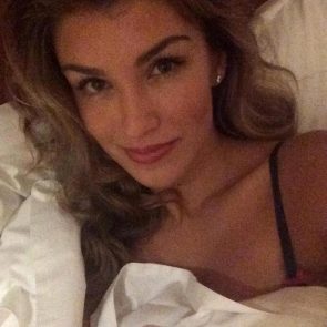 Amy Willerton's sexy selfie in bed