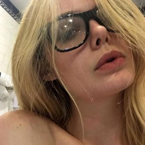 Elle Fanning takes a topless selfie