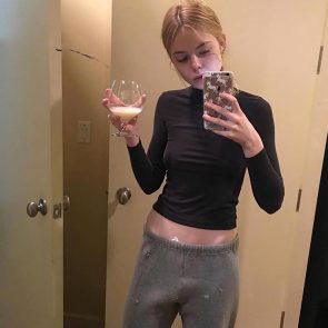 Elle Fanning takes a hot selfie in the mirror