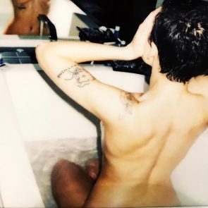 Halsey naked in the bathtub