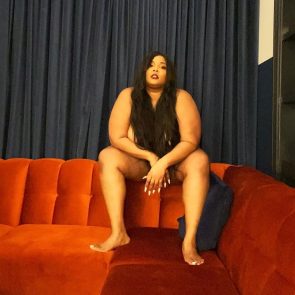 lizzo nude photo