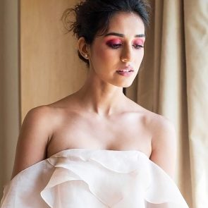 Disha Patani hot