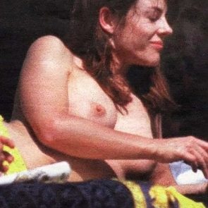 Elizabeth Hurley naked breasts