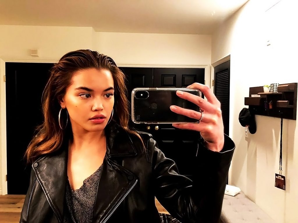 Paris Berelc sexy