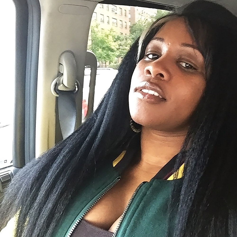 Remy Ma nude & sexy pics.