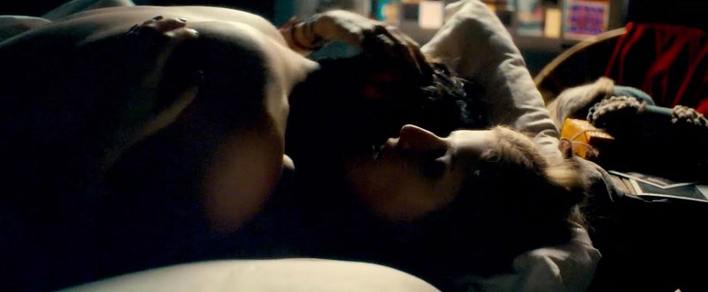 Anna Kendrick nude sex scene