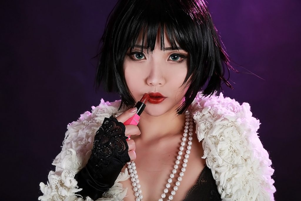 Hana Bunny black lingerie