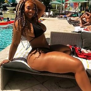 Ravie Loso naked with her big thighs