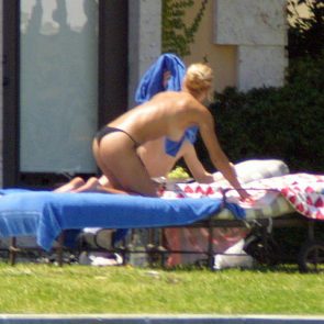 Anna Kournikova's ass