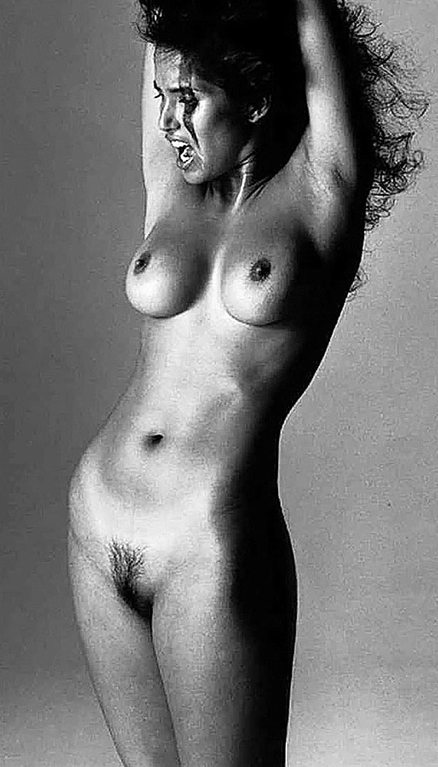 Padma laksmi nude