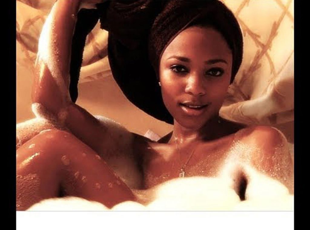 Teairra Mari naked in the bathtub