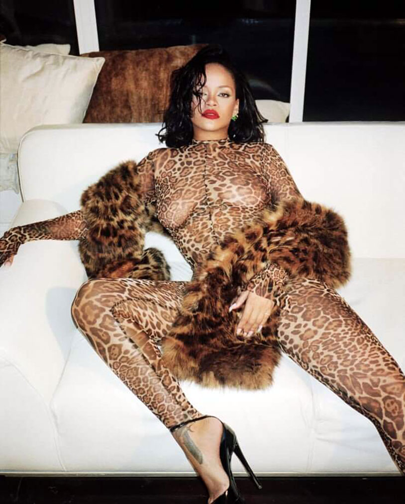 Leaked photos rhianna nude Rihanna Naked