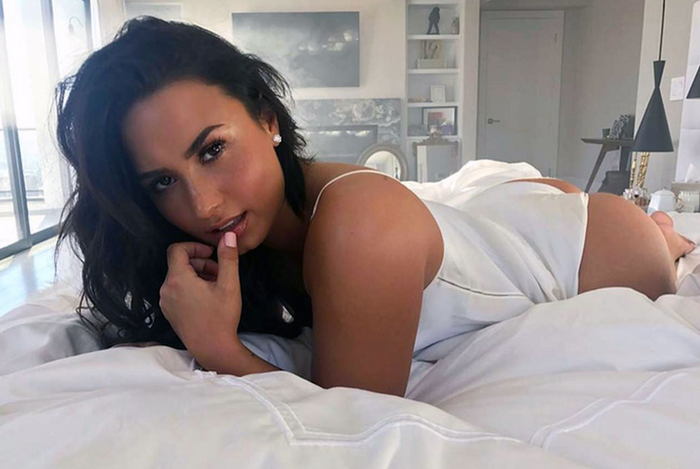 1395px x 934px - Demi Lovato Nude LEAKED Pics And Porn - NEW 2020 - ScandalPost