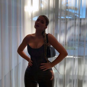 Kylie Jenner nude hot as hell