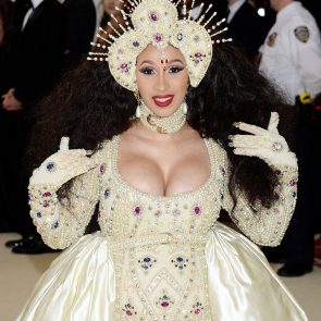 Cardi B cleavage