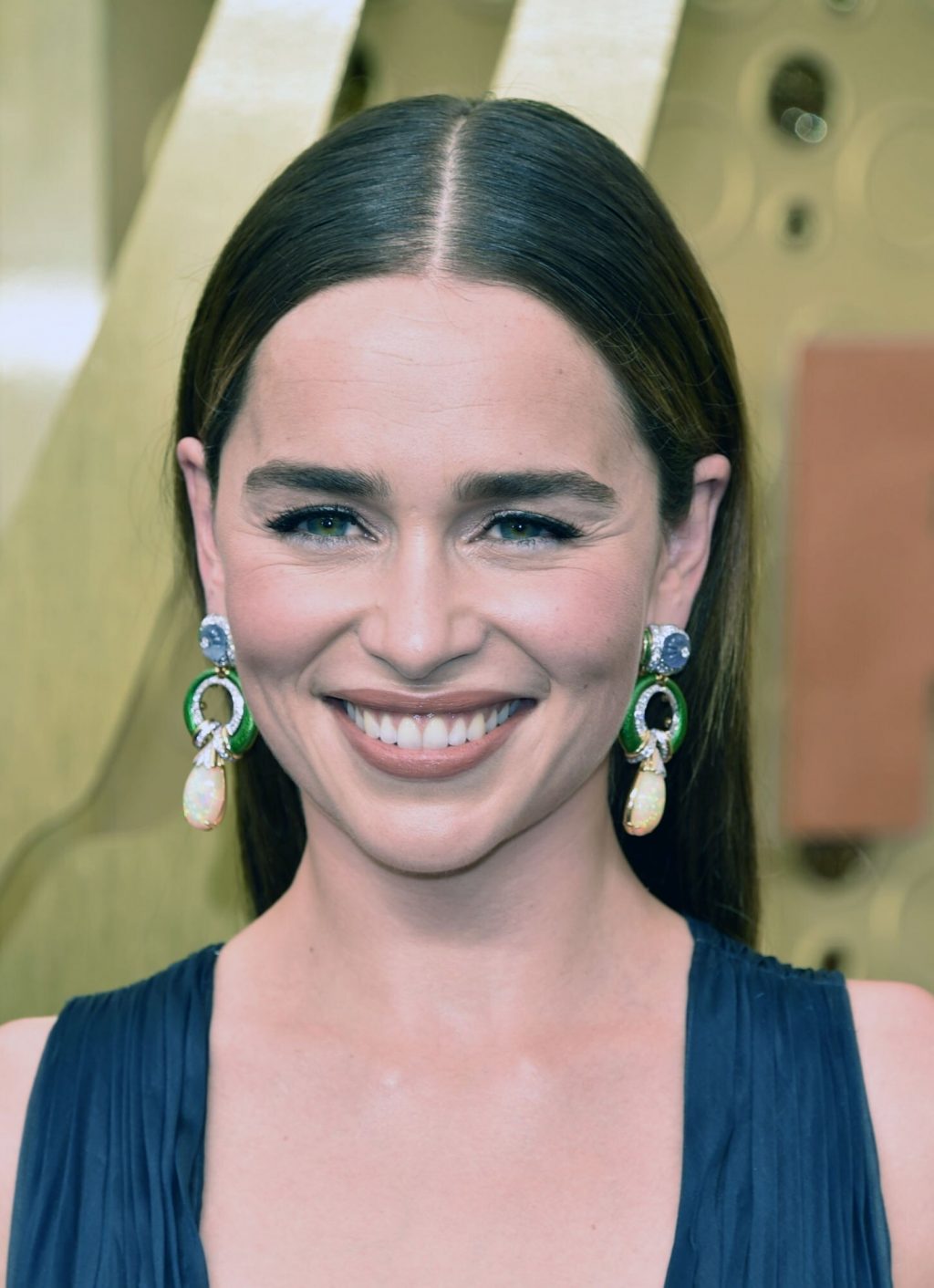 Emilia Clarke hot