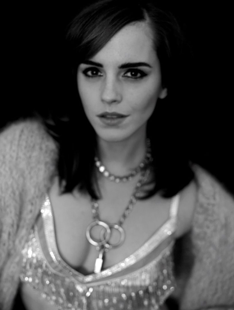 Emma Watson boobs