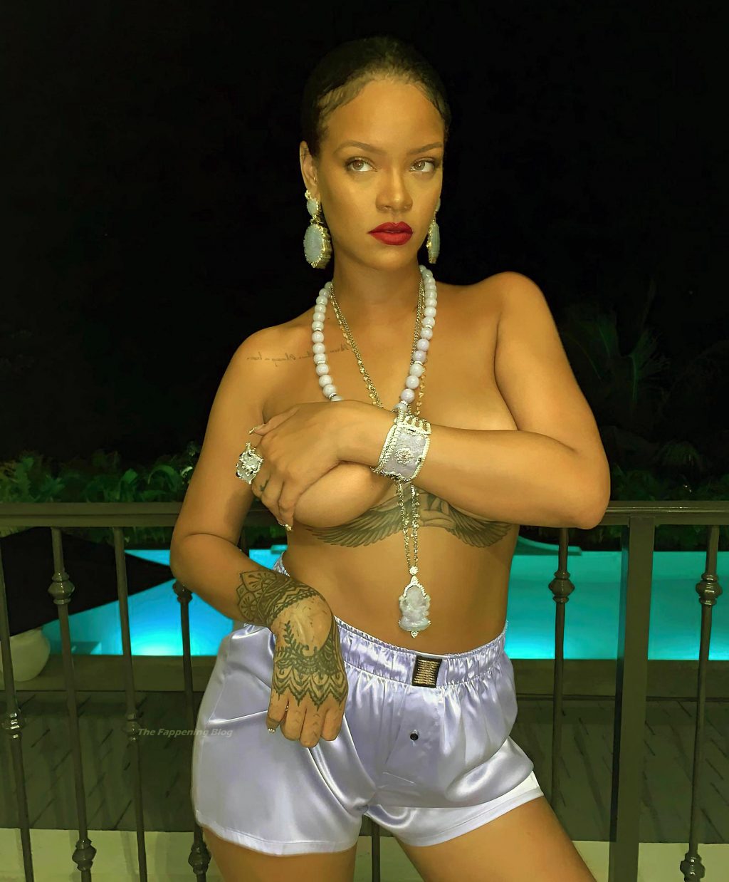 Rihanna Nude Leaked Pics And Porn - 2023 - ScandalPost