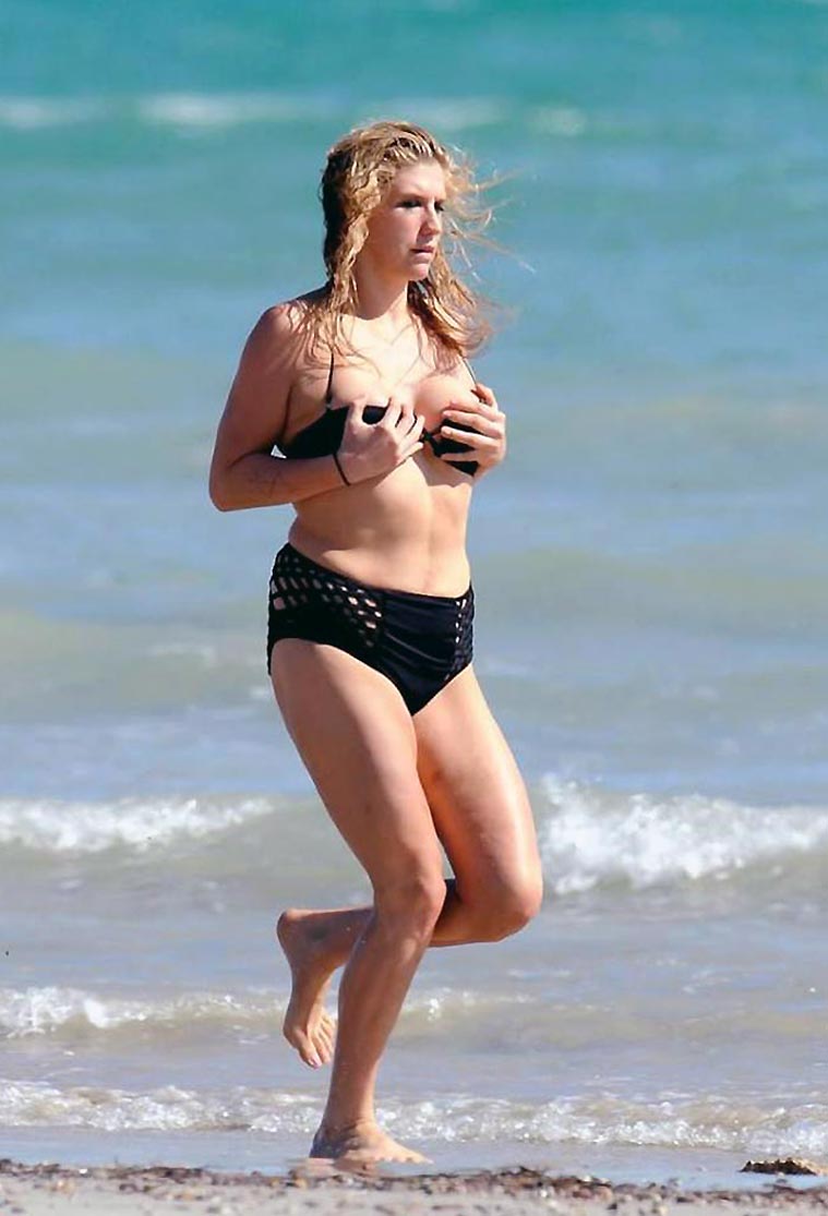 Kesha Sexy and Bikini Pictures.