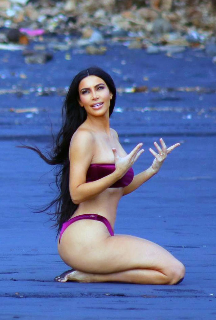 Kim Kardashian ass