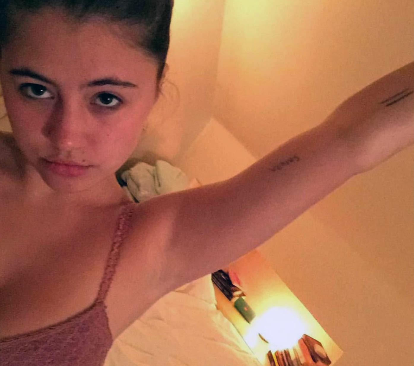 Lia Marie Johnson Nude LEAKED Photos.