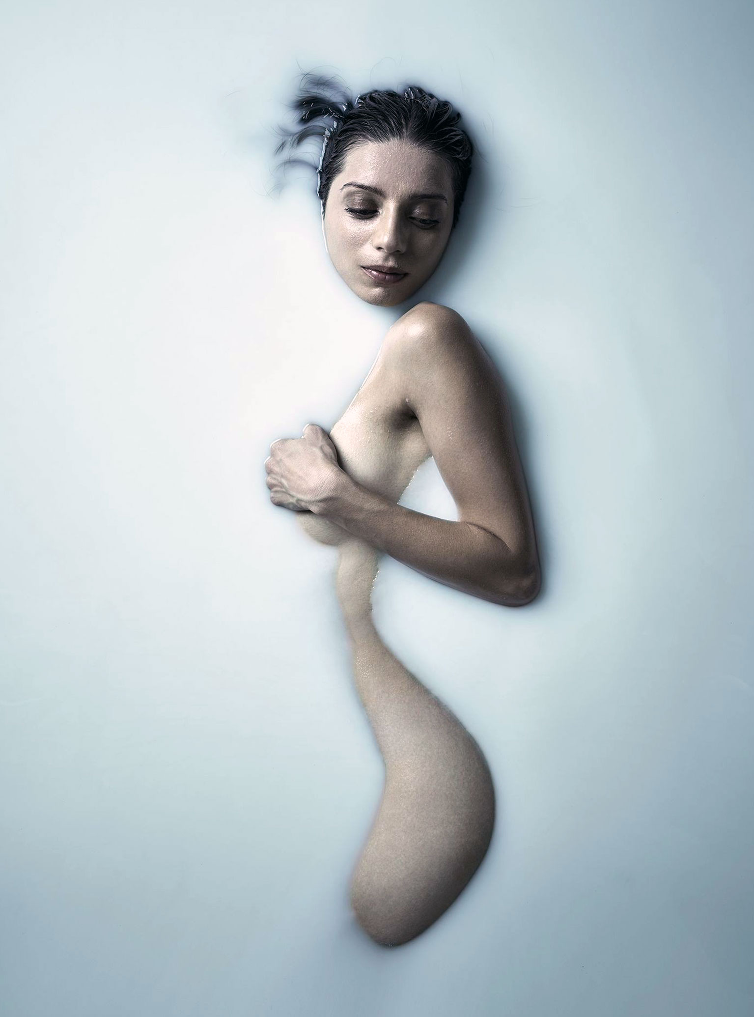 Angela Sarafyan Nude Pics.