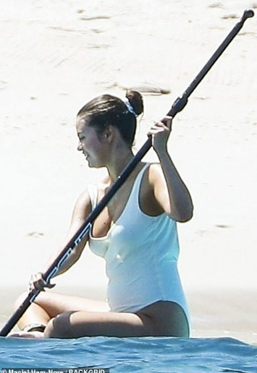 Selena Gomez tits
