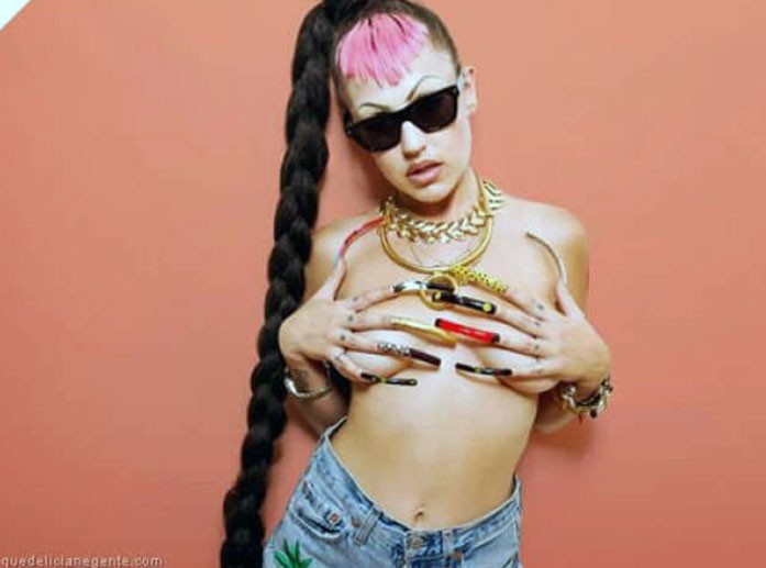 Brooke Candy topless