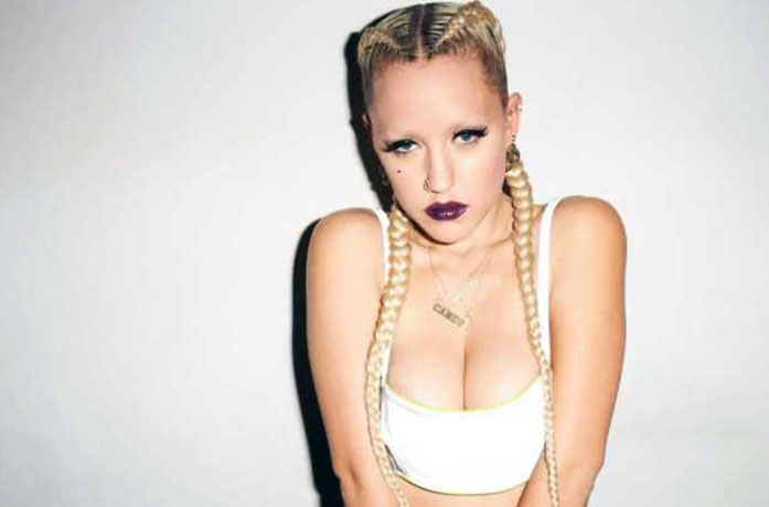 Brooke Candy cleavage