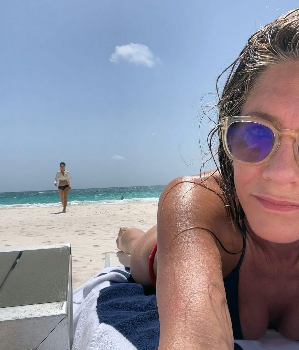 Jennifer Aniston Nude Pics, Porn and Naked Videos [2023] - ScandalPost